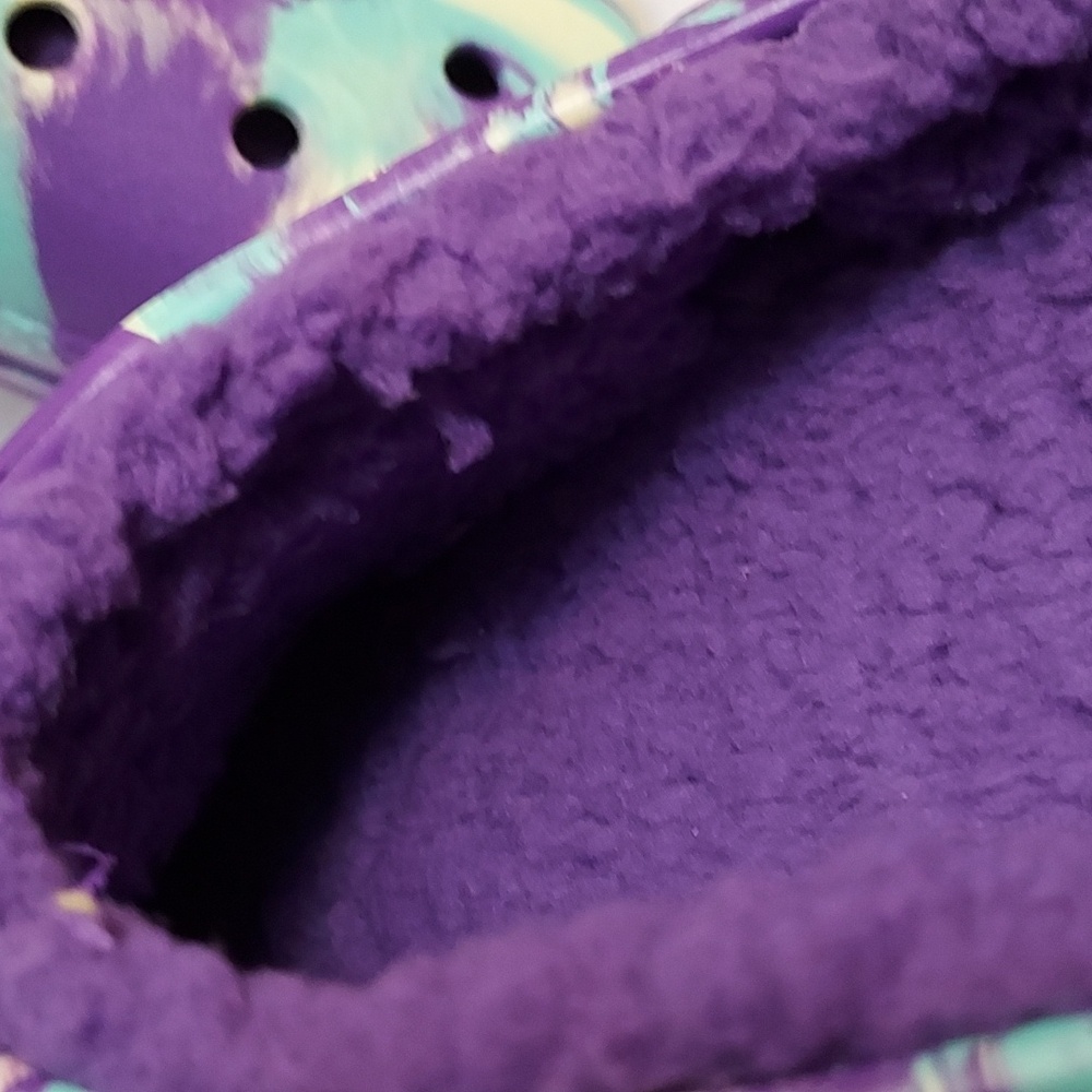 Crocs - Picture 12 of 13